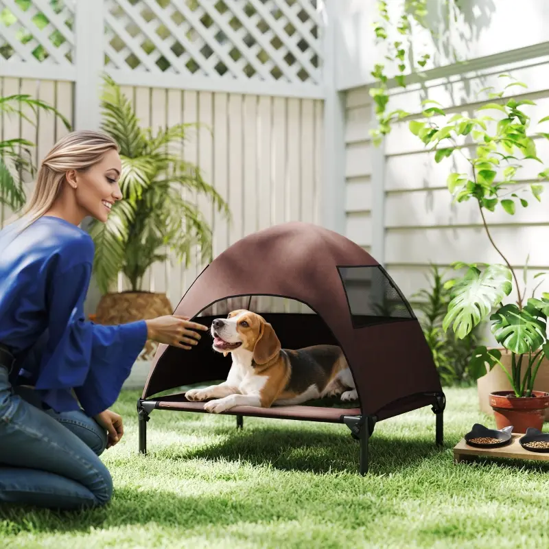 Lit de Camp Chien Surélevé avec Toit Polyester Extérieur 76x61cm Café – ComfortXL Pet Living