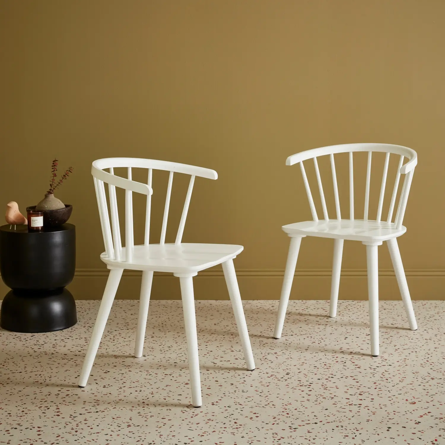 Lot de 2 chaises blanches à barreaux en bois et contreplaqué. Paula. L 51 x P 53 x H 75cm | sweeek